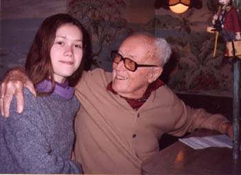 1985 Amy with Grandfather Willats in January at Laguna Beach